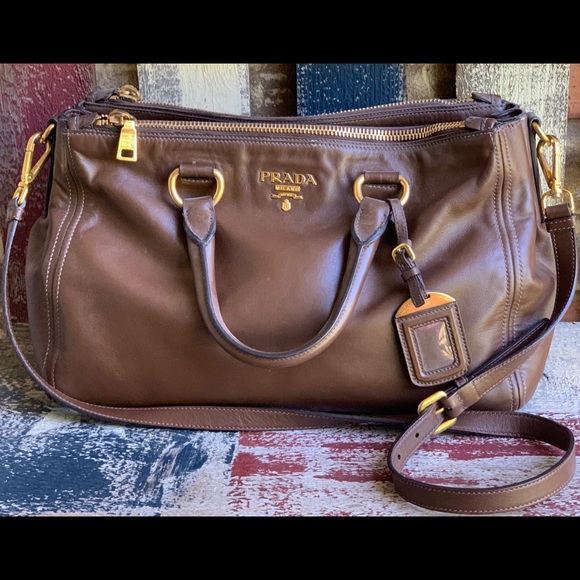Auth Prada Vitello Double Zip Convertible Tote - Picture 1 of 8